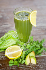 resh organic green smoothie with ingredients around, healthy summer day refreshment