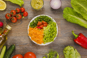 Delicious and healthy lettuce salad