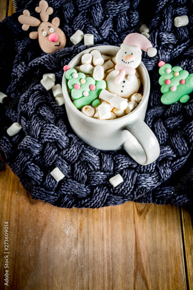 Wall mural Hot chocolate with funny marshmallow