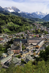 Fototapeta na wymiar Centre of Berchtesgaden city by the Alpine mountains