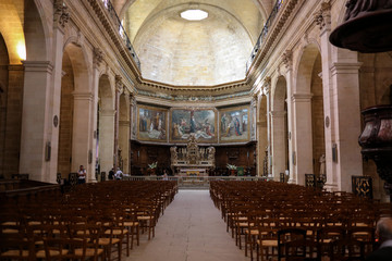 Interior of Eglise Notre Dame, Bordeaux, Gironde department, France
