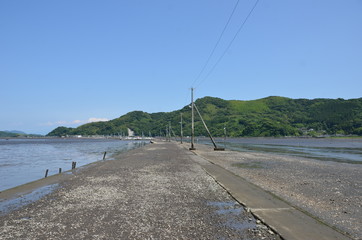 A road that sinks into the sea at high tide (Nagabeta-Kaisyouro)