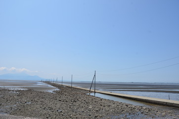 A road that sinks into the sea at high tide (Nagabeta-Kaisyouro)