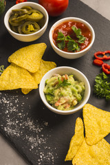 Dipping nacho chips