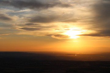 Naklejka premium sunset over the sea