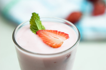 yogurt with strawberries