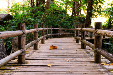 Naklejka premium bridge walk