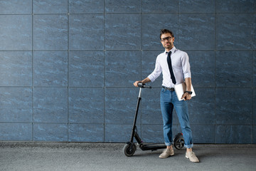Modern employee