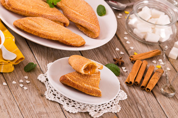 Florentines sweet puff pastries.