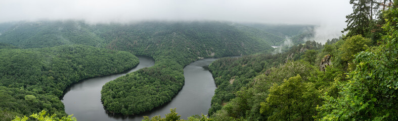 vue panoramique du méandre de Queuille