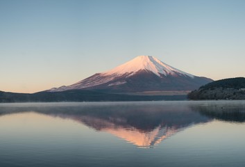 Fototapeta premium mt fuji and lake