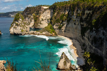 Naklejka premium Diamond beach. Nusa Penida, Bali, Indonesia