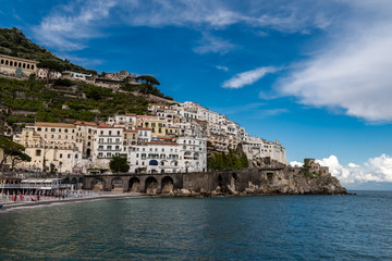 Fototapeta premium Amazing Amalfi coast, colorful hillside houses, Mediterranean Sea, Italy