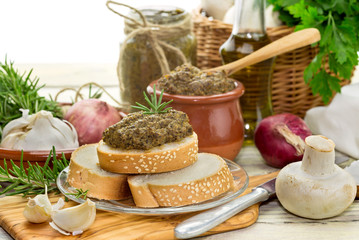 Obraz na płótnie Canvas The baked, dietary, mushroom caviar