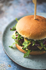 Pulled burger with french fries