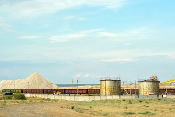Fototapeta na wymiar plant for the extraction of salt minerals