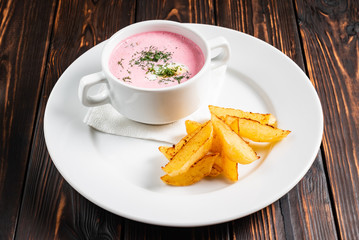 cold beetroot soup with baked potato