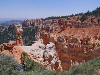 Spectacular landscape and rock formations seen from the lookout at Ponderosa Point, Bryce Canyon National Park