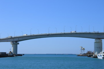 那覇港　泊埠頭　泊大橋