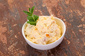 Curd with dry apricot
