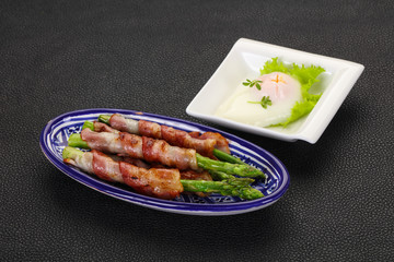 Asparagus with bacon