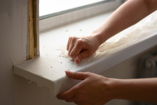 Installing A New Window Sill In The Apartment