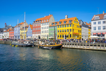 Fototapeta na wymiar View of Nyhavn pier with color buildings in Copenhagen city, Denamrk