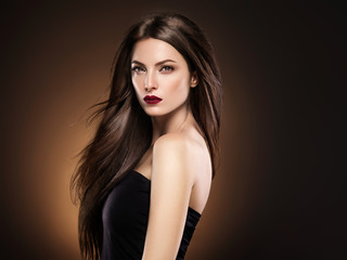 Naklejka premium Beautiful hair woman long hairstyle model beauty concept female portrait