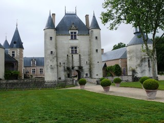 Fototapeta na wymiar Chateau renaissance de Chamerolles à Chilleurs aux bois dans le Loiret France