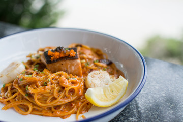 spaghetti with smoked salmon
