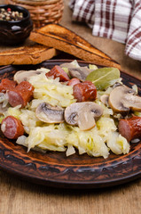 Stewed vegetables with sausages