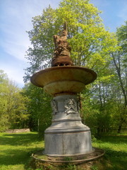 Statue