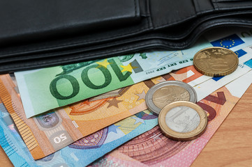 Portmonee mit Geld