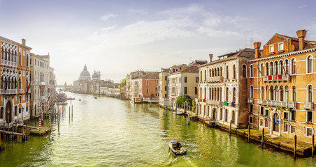Obraz premium early morning at grand canal in venice