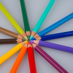 Naklejka premium Crayons de couleur