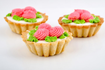 Dessert in the form of cakes with protein cream