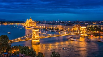 Fototapete Kettenbrücke Panorama von Budapest bei Nacht. Ungarische Wahrzeichen.