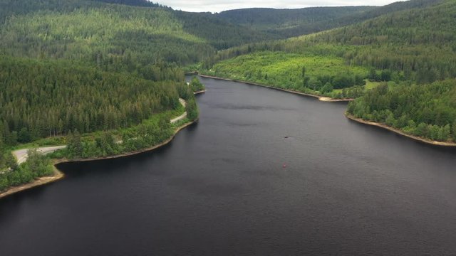 Flug am Schwarzenbachsee