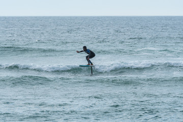 Hidrofoil surfer