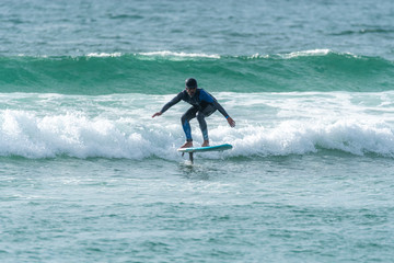 Hidrofoil surfer