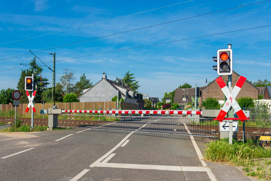 6 448 Best Level Crossing Images Stock Photos Vectors Adobe Stock 6 448 Best Level Crossing Images Stock Photos Vectors Adobe Stock
