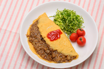キーマカレーオムレツ