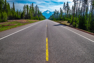 The Road To Mount Thielson in Oregon