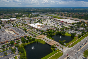 Aerial photo Waterford Lakes Town Center shopping plaza © Felix Mizioznikov