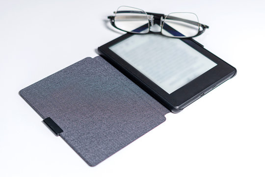 E-reader - Powered by Adobe