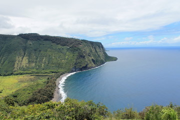 Fototapeta na wymiar Cliffs of hawaii