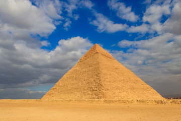 Fototapeta na wymiar Pyramid of Khafre or of Chephren is the second-tallest and second-largest of the Ancient Egyptian Pyramids of Giza
