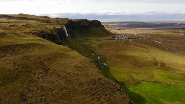 Waterfall in Iceland07