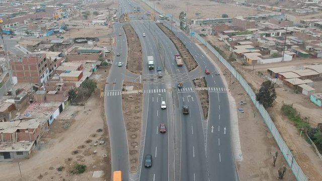 Aerial images of a drone flying over the northern highway in Lima