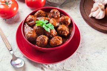 Meatballs with tomato sauce